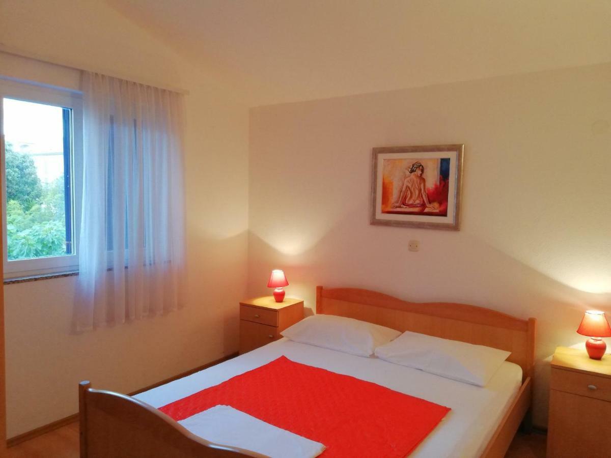 Apartments Roko Lalin Pakoštane Екстериор снимка