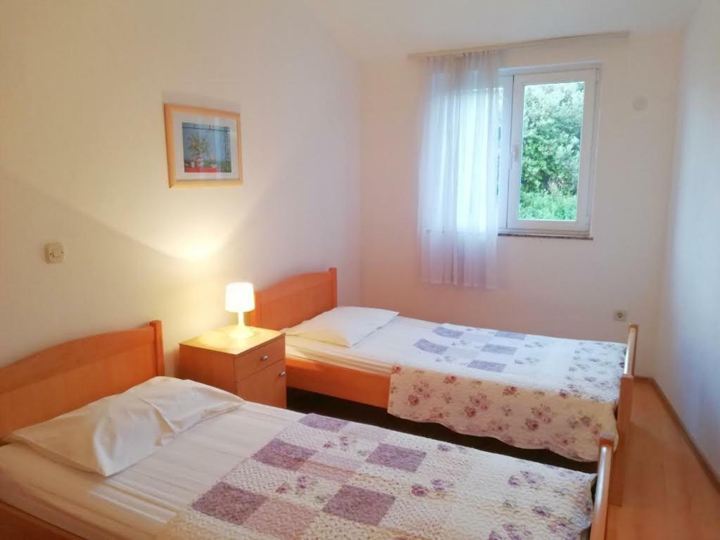 Apartments Roko Lalin Pakoštane Екстериор снимка