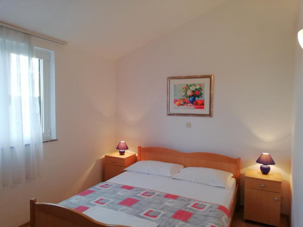 Apartments Roko Lalin Pakoštane Екстериор снимка
